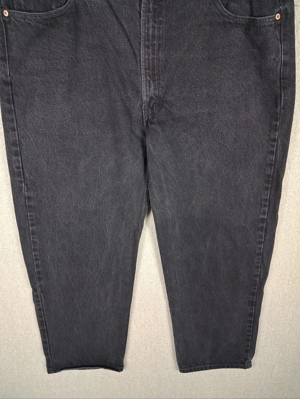 Levi's 550 Relaxed Fit Jeans Mens 42x30 Black Faded Denim Vintage 90's Grunge